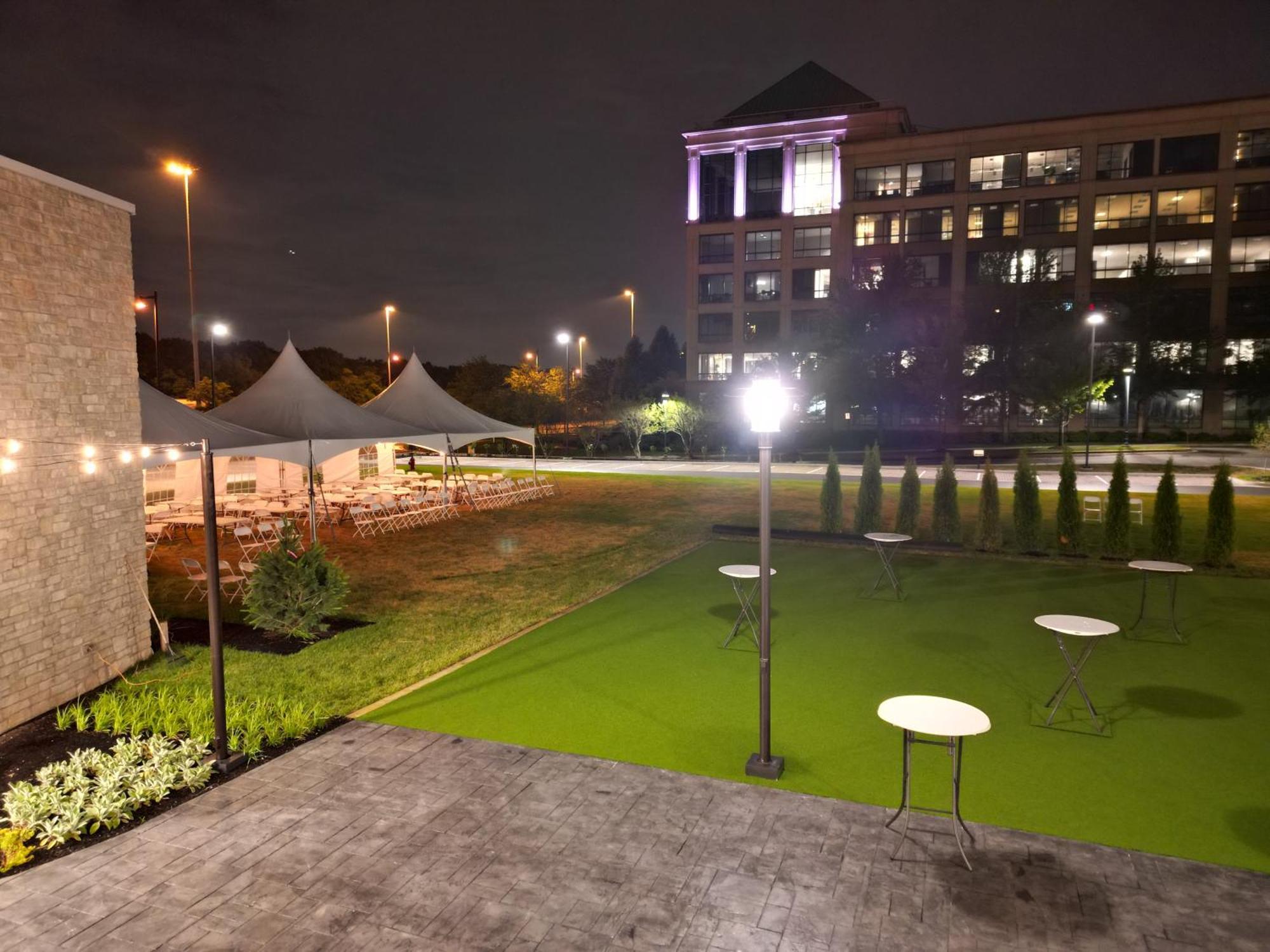 Holiday Inn Express & Suites Chicago Schaumburg By Ihg Exteriör bild