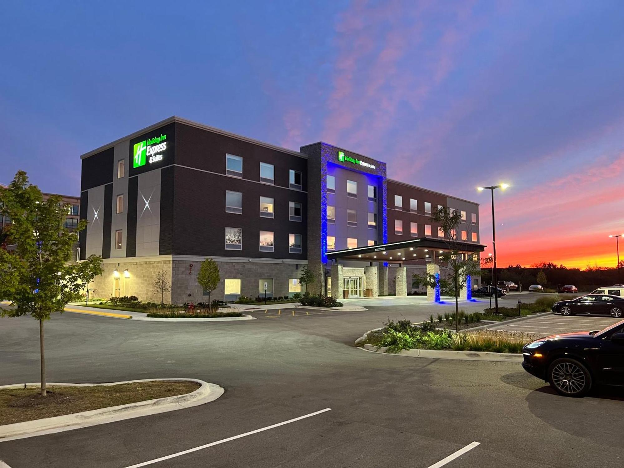 Holiday Inn Express & Suites Chicago Schaumburg By Ihg Exteriör bild